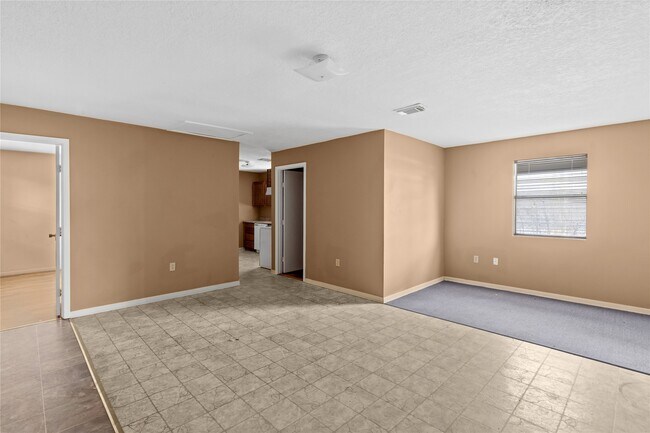 Foto del edificio - 2200 Peach Ave