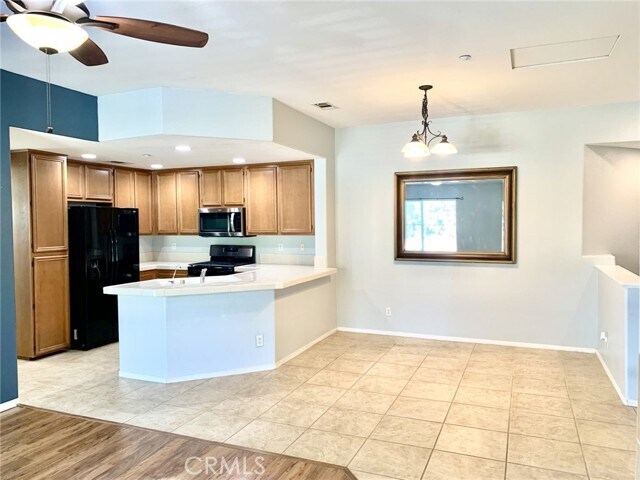 Foto del edificio - 25181 Windy Cove St