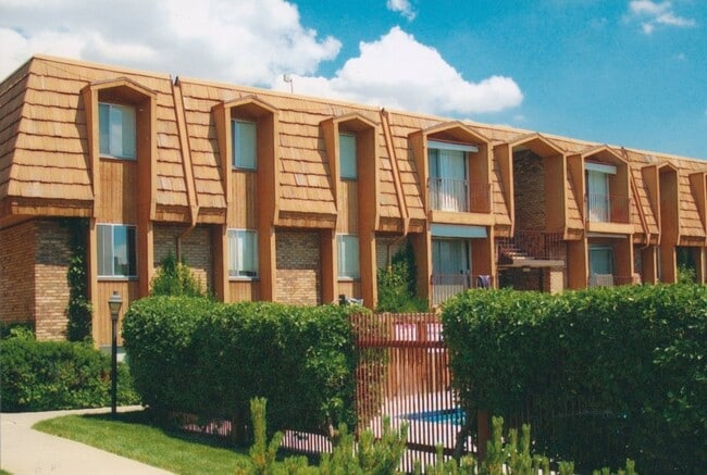 Building Photo - Alta Apartments