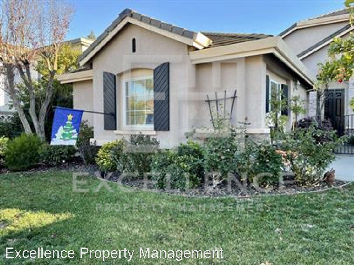 Foto principal - Studio, 1 bath House - 398 Waterton Court