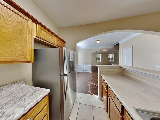 Building Photo - One Month Free Rent! Lovely 3 Bedroom Home...
