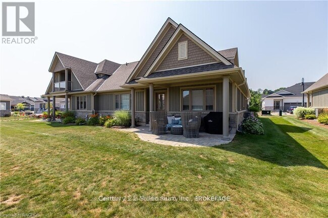 Photo du bâtiment - 160 Hawthorn Cres