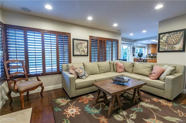 Foto del edificio - 3 br, 2.5 bath House - 10 San Julian