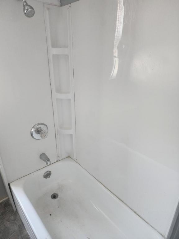 Foto del edificio - 221 1/2 W Exchange St, apt 2r-Apt2R - 221 1/2 W Exchange