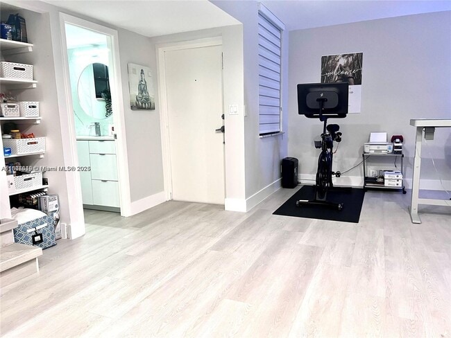 Foto del edificio - 20200 W Country Club Dr