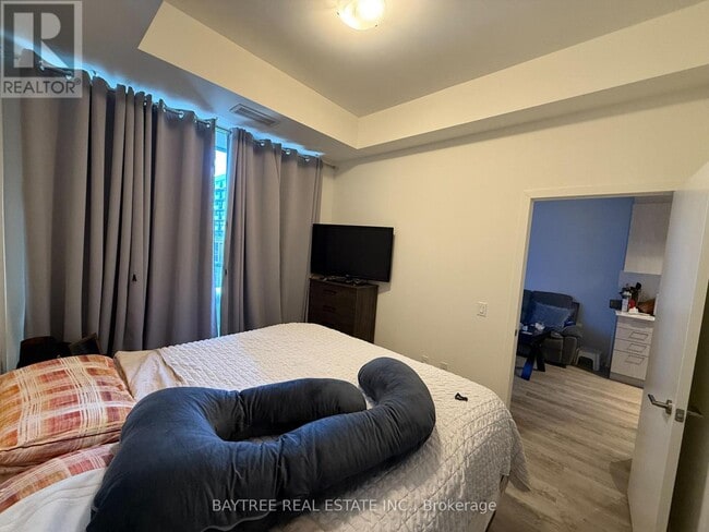 Building Photo - 185 Deerfield Rd