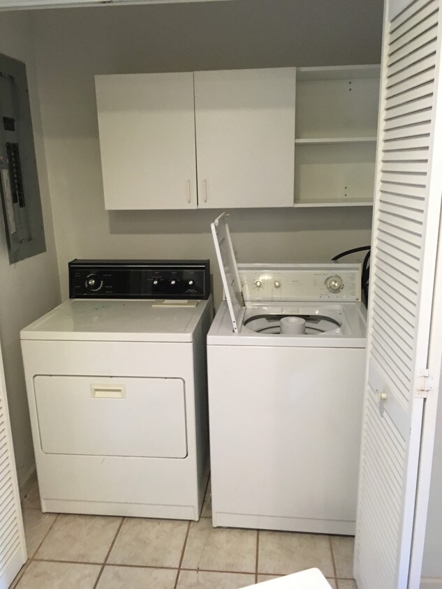 W/D closet - 311 71st St SE