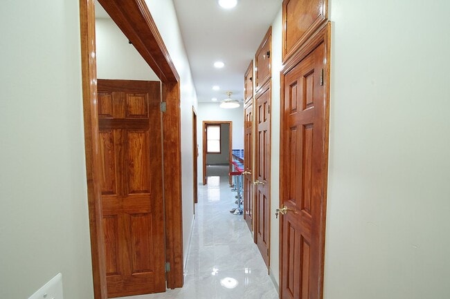 Foto del edificio - 1711 Davidson Ave