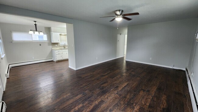 Foto del edificio - 1227 E 349th Street