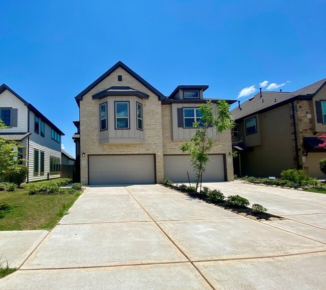 Foto del edificio - 8758 Laurel Crest Dr