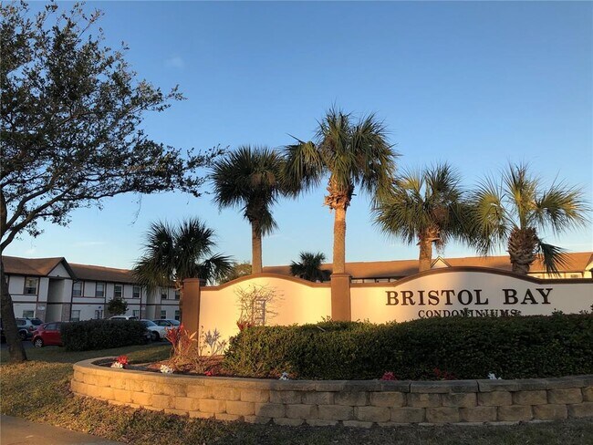 Building Photo - 428 Banana Cay Dr