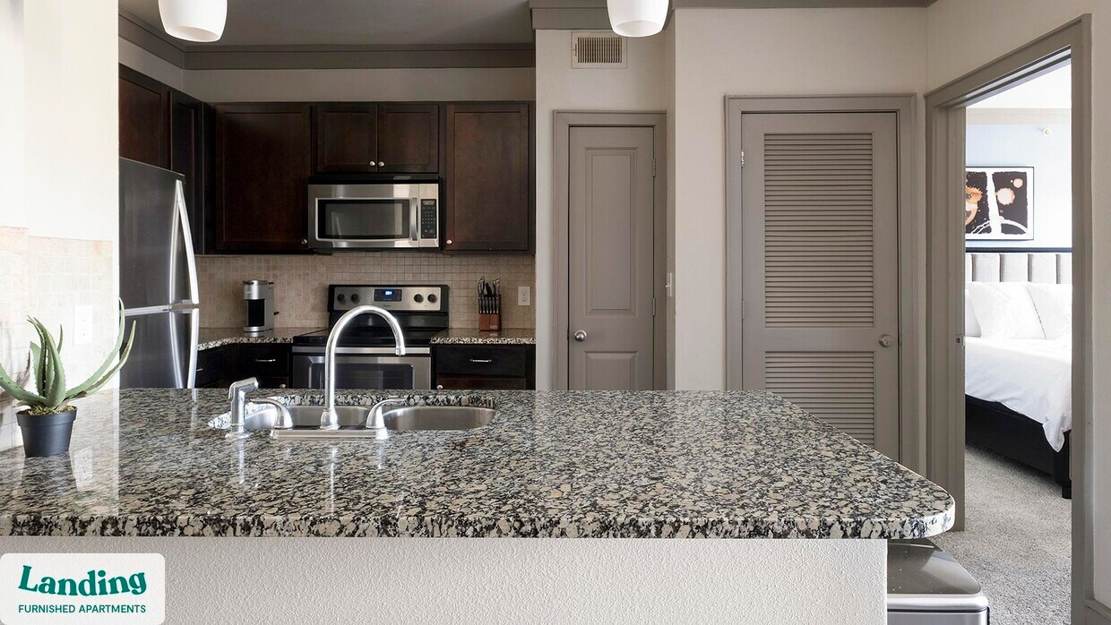 Foto principal - 18021 Kingsland Blvd