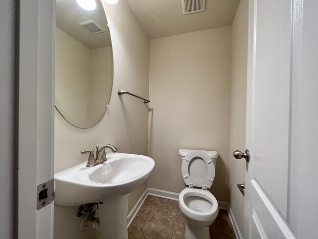 Foto del edificio - 326 Falcon Run