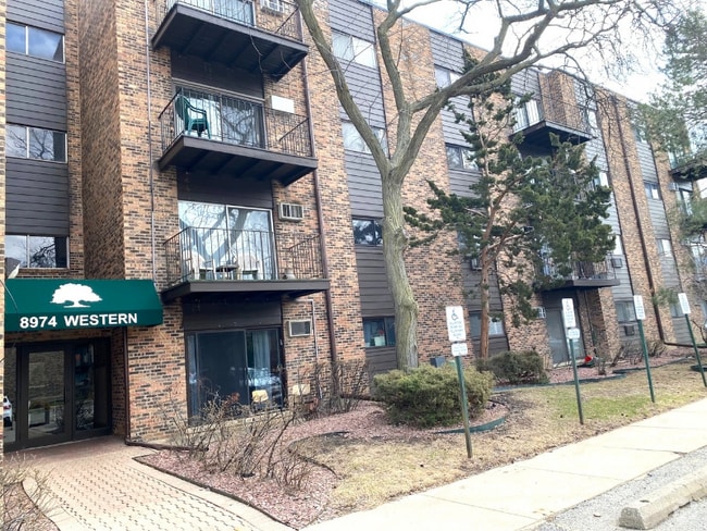 Building Photo - 8974 N Western Ave