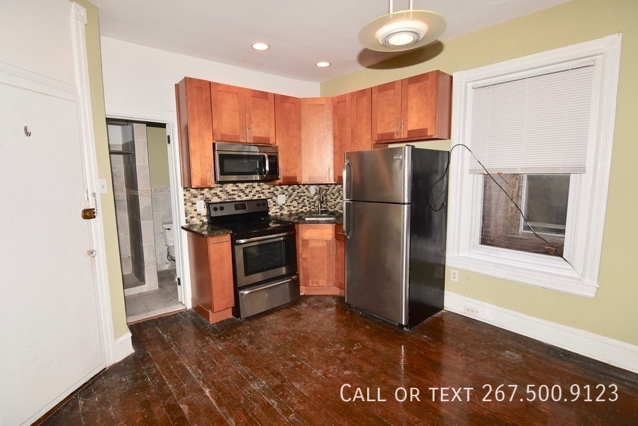 Primary Photo - Lovely Junior 1BR / 1BA Apartment Availabl...