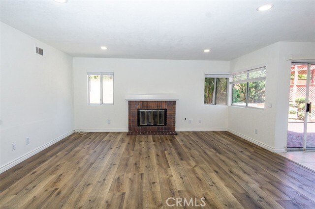 Building Photo - 944 Pantera Dr