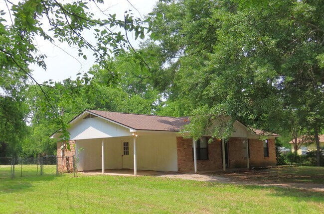 Foto del edificio - Bullard ISD! Lovely 3 Bedroom, 1-1/2 Bath ...