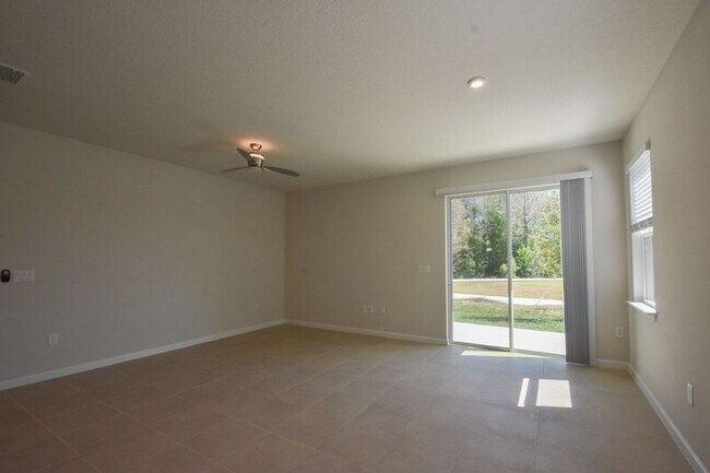 Foto del edificio - 2624 Pleasant Cypress Cir