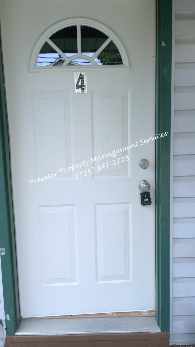 Building Photo - 1650 Brighton Rd