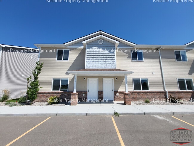 Building Photo - 2015 Lawrence Ln