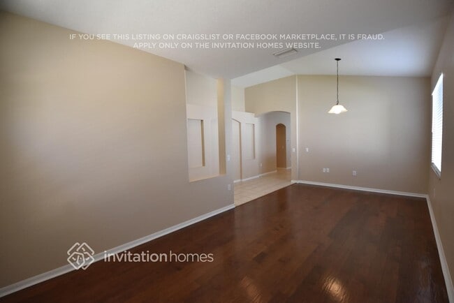 Foto del edificio - 15454 Martinmeadow Dr