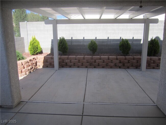 Building Photo - 1546 Dusty Canyon St