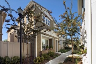Building Photo - 202 W Tribella Ct
