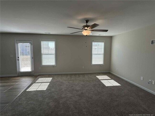 Foto del edificio - 2223 Roadster Pony Ln