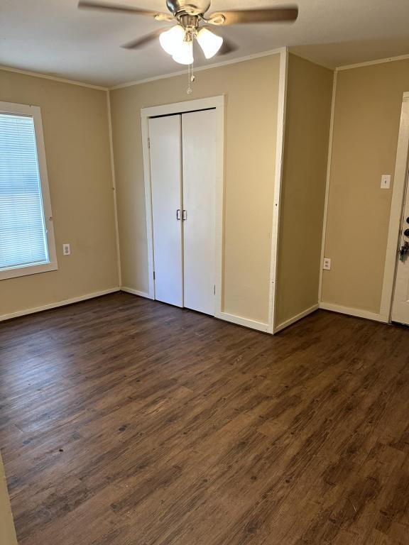 Foto del edificio - 804 Ave I