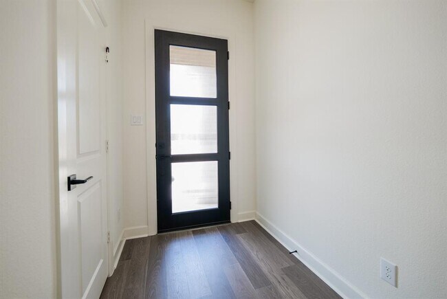 Foto del edificio - 11230 Common Hackberry St