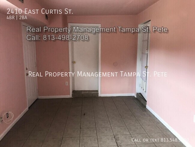 Foto del edificio - 2410 E Curtis St