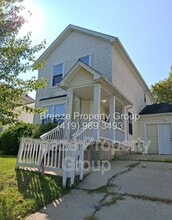 Building Photo - 201 W Chalmers Ave