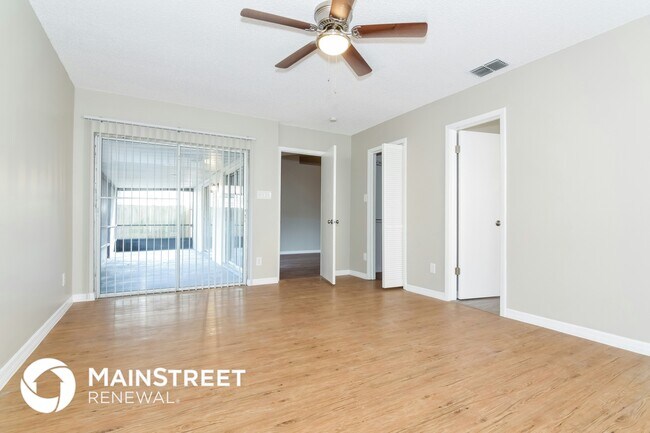 Foto del edificio - 13210 Silvercreek Dr