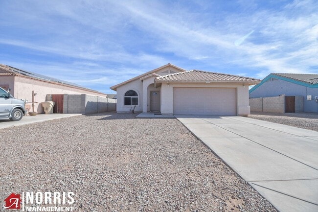 Building Photo - Newly Updated Home in Arizona City