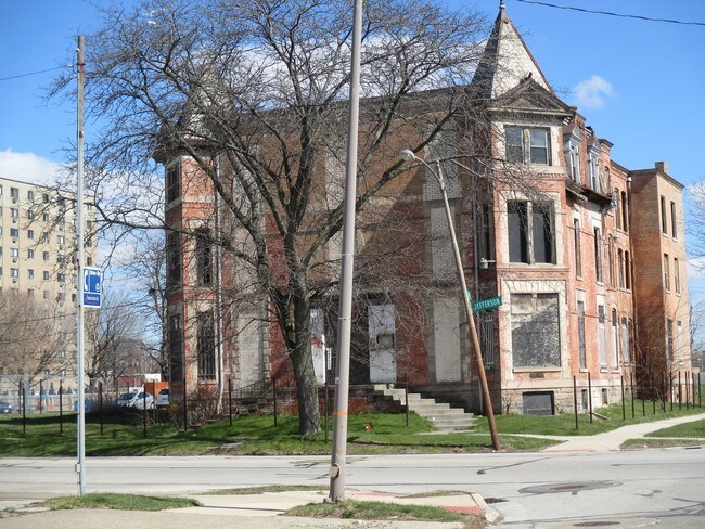 Foto del edificio - 1902 Jefferson Ave