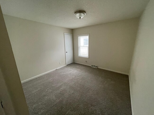 Bedroom - 1708 Carl St
