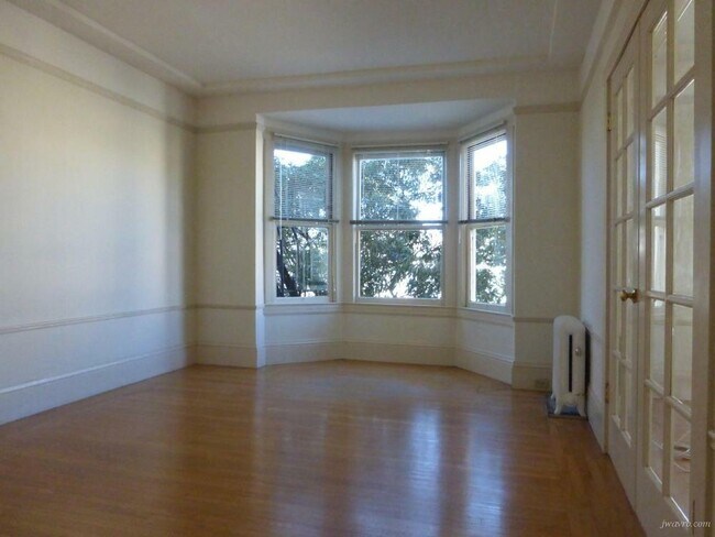 Foto del edificio - 225 Irving St