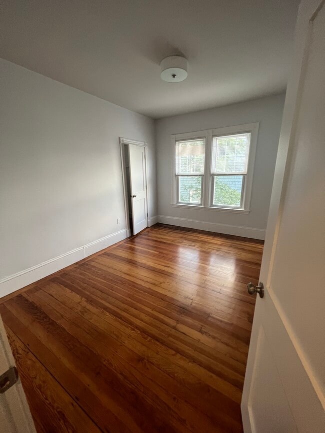 Building Photo - 151 Boston St