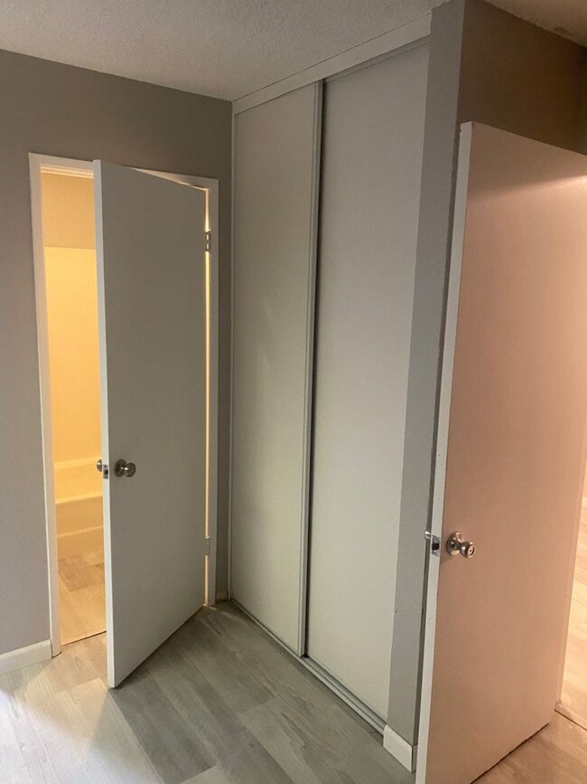 Building Photo - 1 Bedroom 1 Bath Condo - San Ysidro