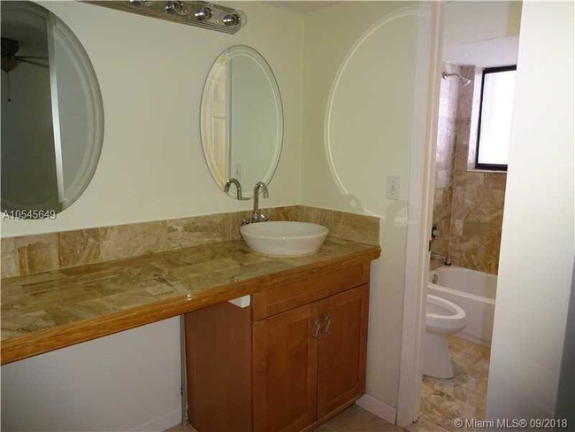 Foto del edificio - 9607 SW 138th Ave