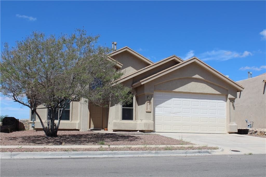 Foto principal - 6087 Camden Lake St