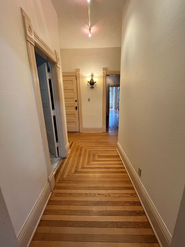 Foto del edificio - 1513-1515 John Ave