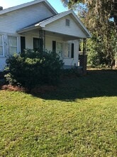 Building Photo - 43 Brampton Rd