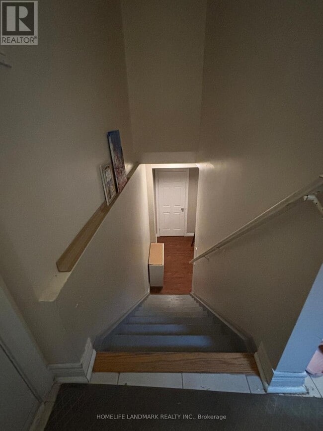 Building Photo - 45 Gladys Rd