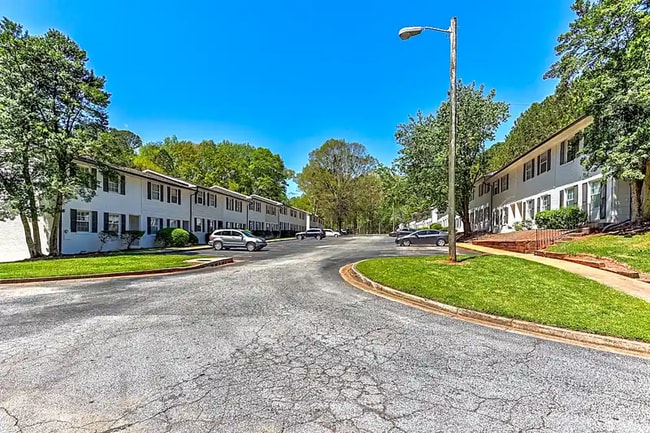 Building Photo - 3501 Creekview Pl