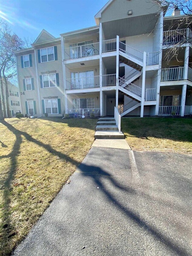 46 Iroquois Dr Unit 46, Galloway, NJ 08205 Condo for Rent in Galloway