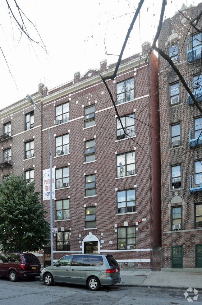 Building Photo - 2150 Crotona