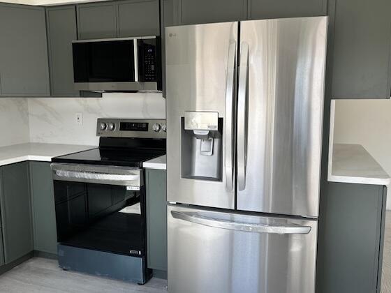 Building Photo - 6175 Montecito Dr