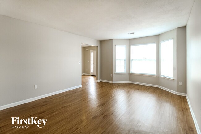 Foto del edificio - 5355 Bridle Point Pkwy