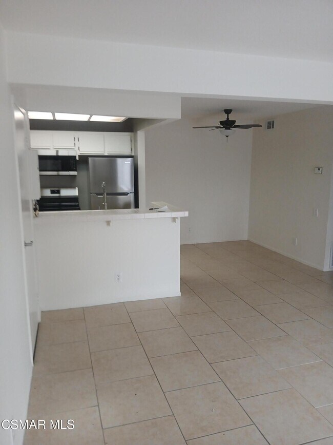 Foto del edificio - 1190 Tivoli Ln